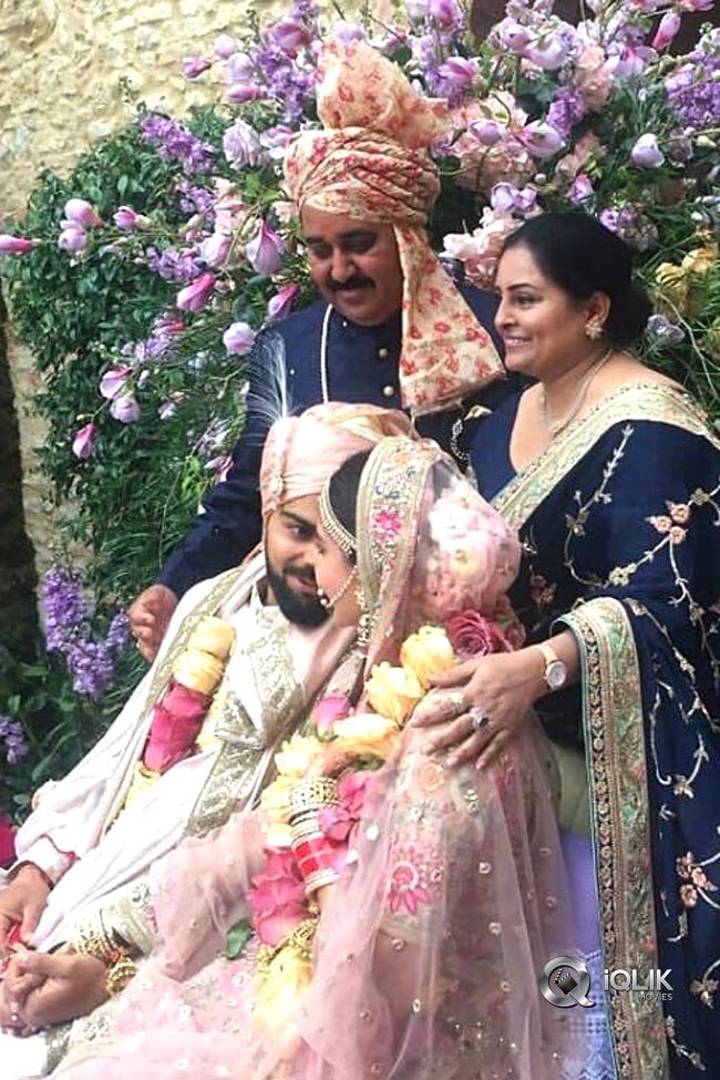 Virat-Kohli-and-Anushka-Sharma-Wedding-Ceremony